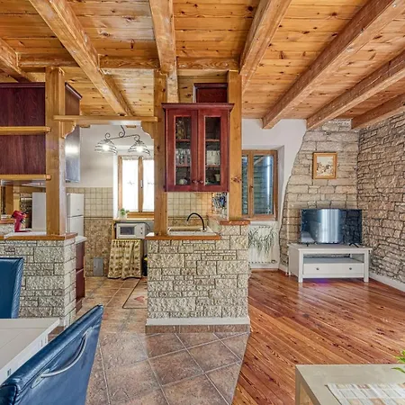 Casa Gustinka * Heki