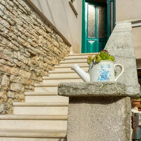 Hébergement de vacances Casa Gustinka Heki