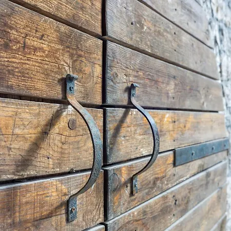 Casa Gustinka بيت للعطل *