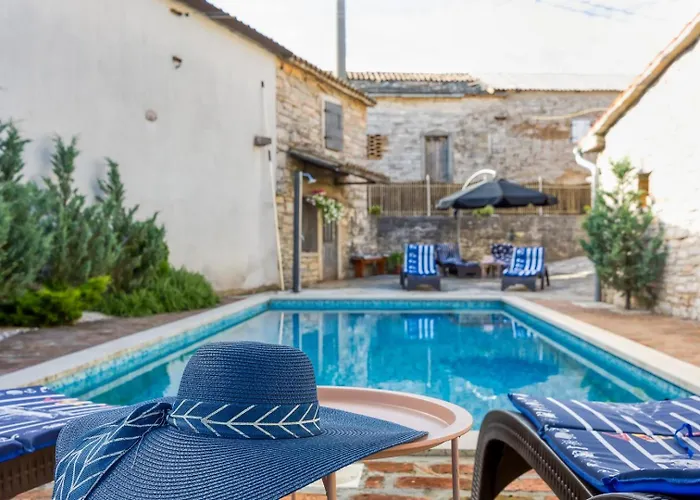 Casa Gustinka * Heki