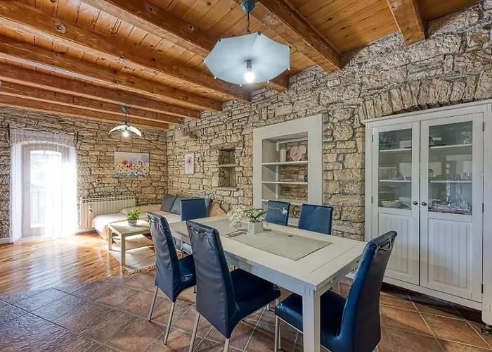 Hébergement de vacances Casa Gustinka